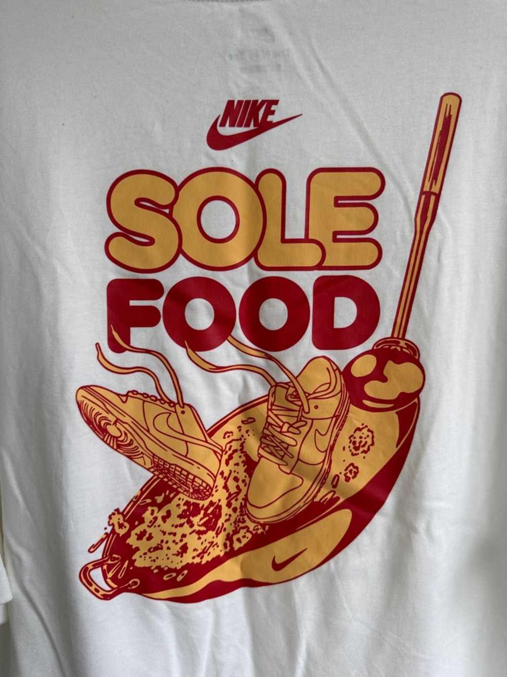 OVERSIZED NIKE SOLE FOOD T SHIRT SIZE XXL 2XL 2X RARE GREAT CONDITION